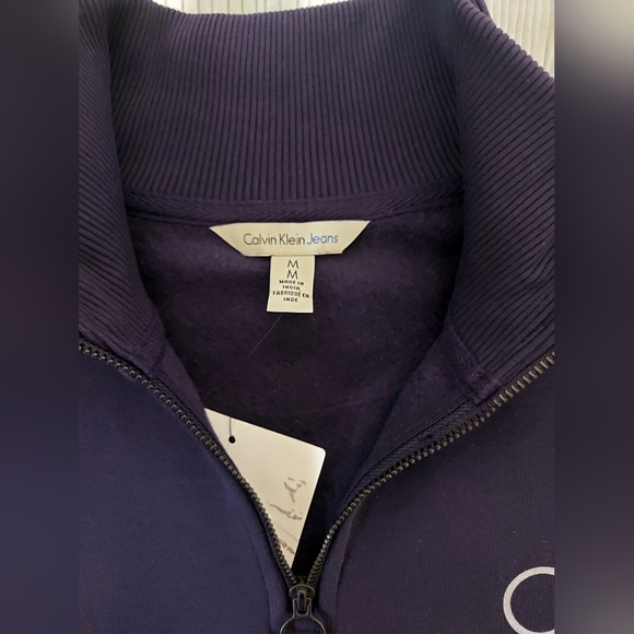 Calvin klein sweatshirt - Picture 2 of 2